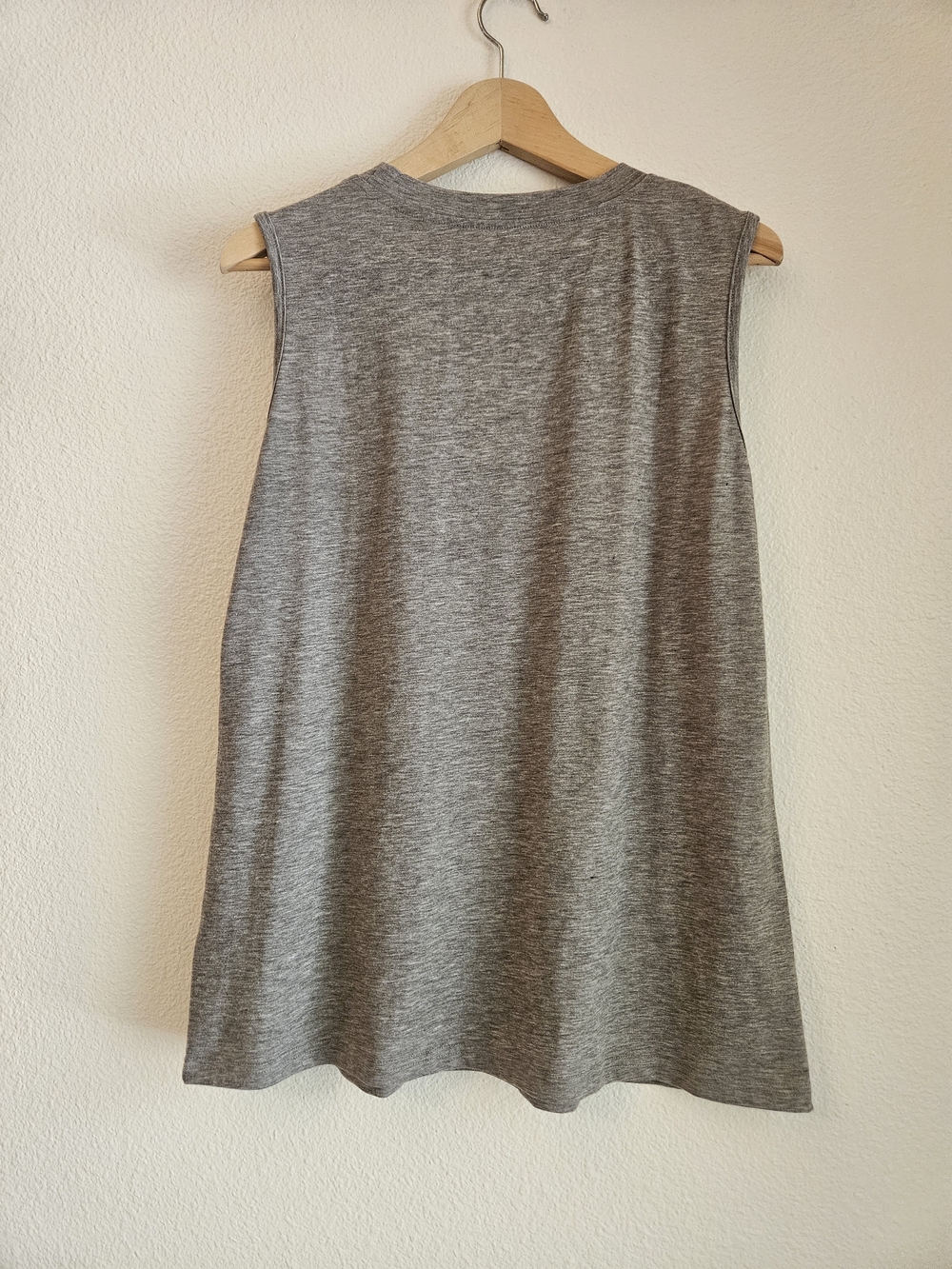 Grey Women's Muscle Tee with Distressed American Flag - Picture 2 of 6